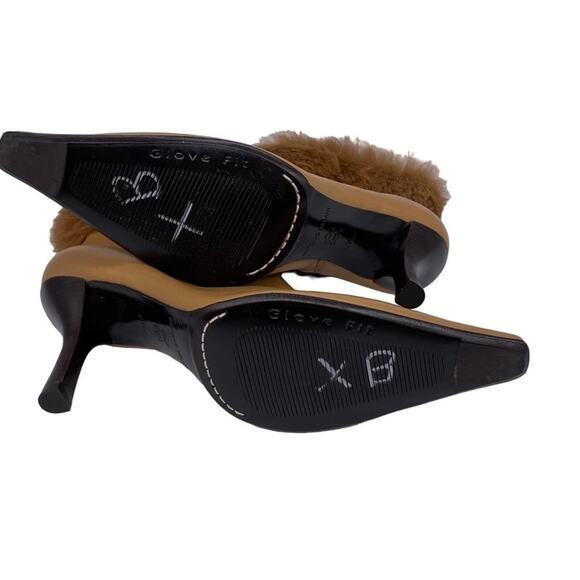 Antonio Melani leather glove fit fur camel color heel booties - Picture 6 of 10